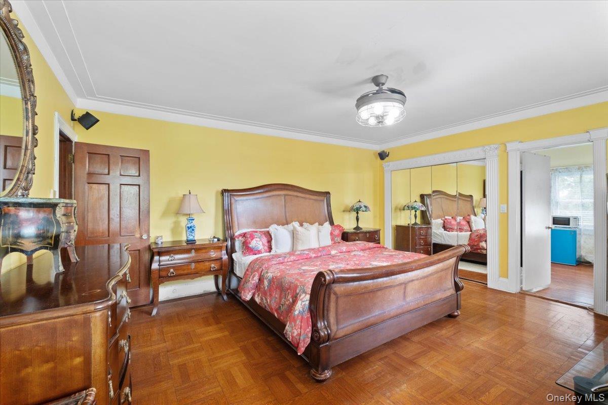 225 Pennsylvania Avenue, Mount Vernon, NY 10552