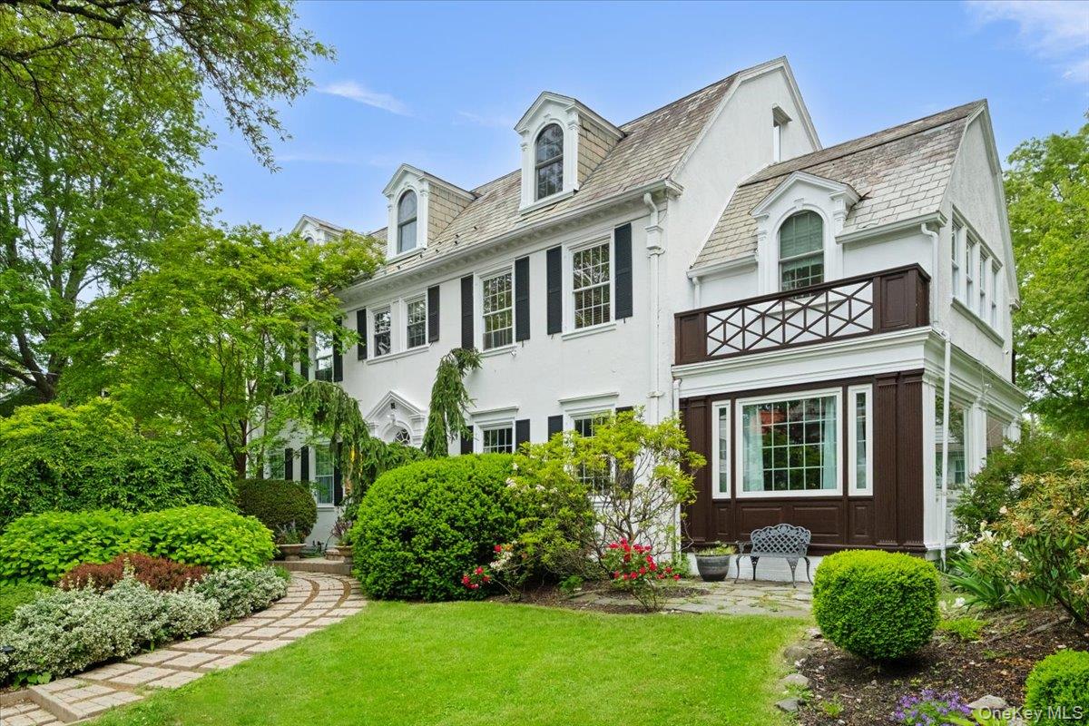 225 Pennsylvania Avenue, Mount Vernon, NY 10552