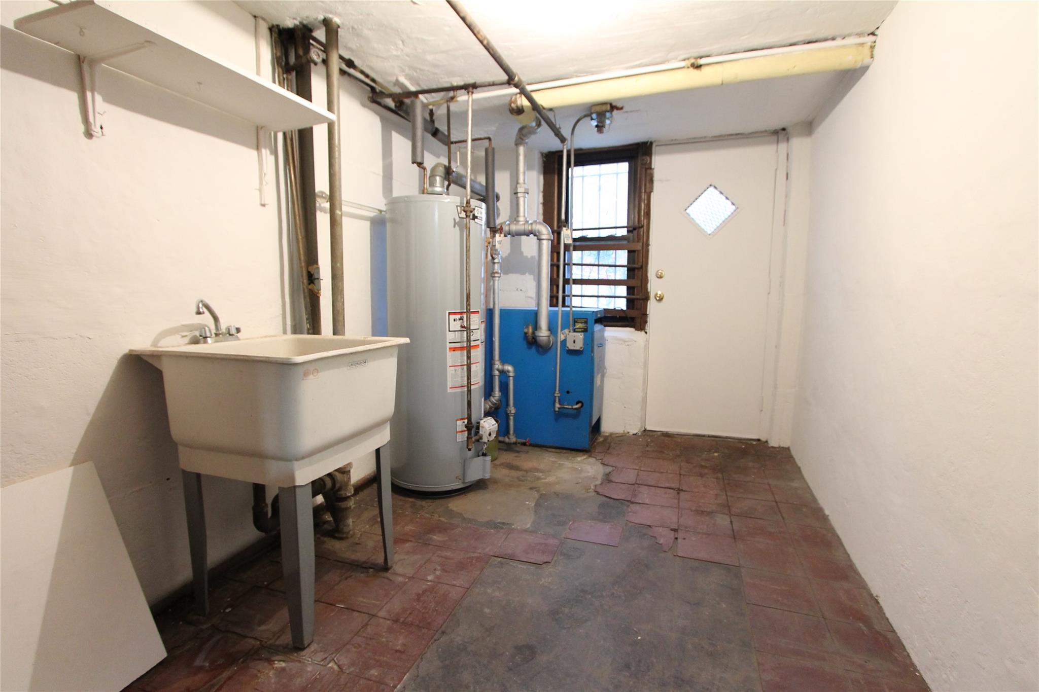 61-16 84th Street, Middle Village, NY 11379