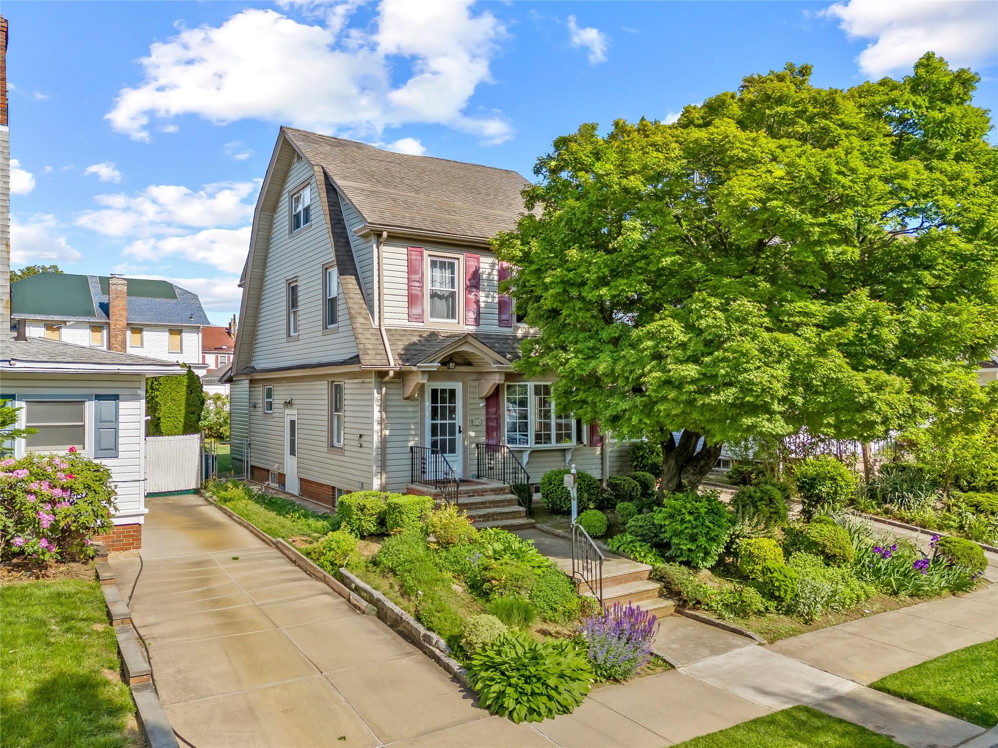 45-31 169th Street, Flushing, NY 11358