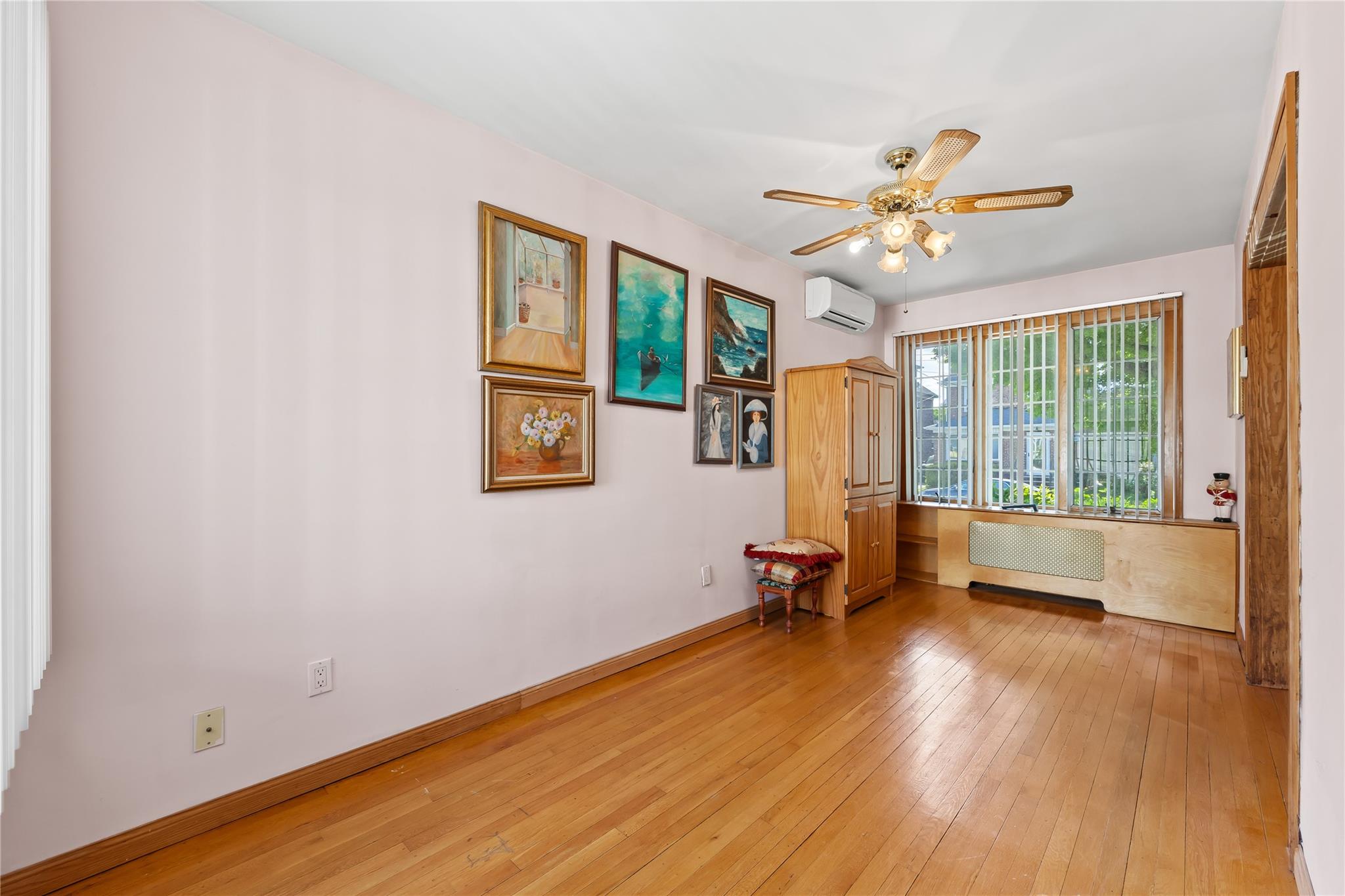 45-31 169th Street, Flushing, NY 11358