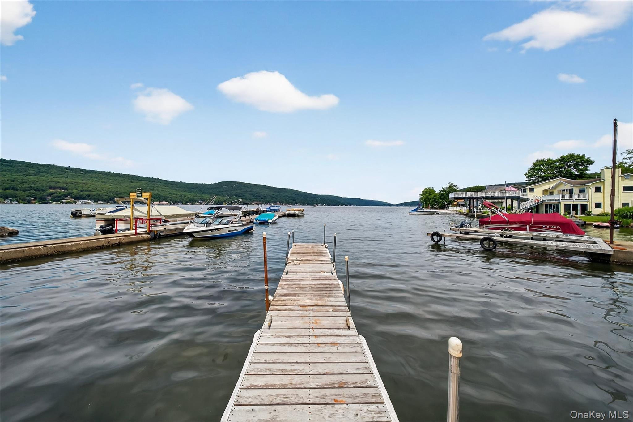 7 W Cove Road, Greenwood Lake, NY 10925