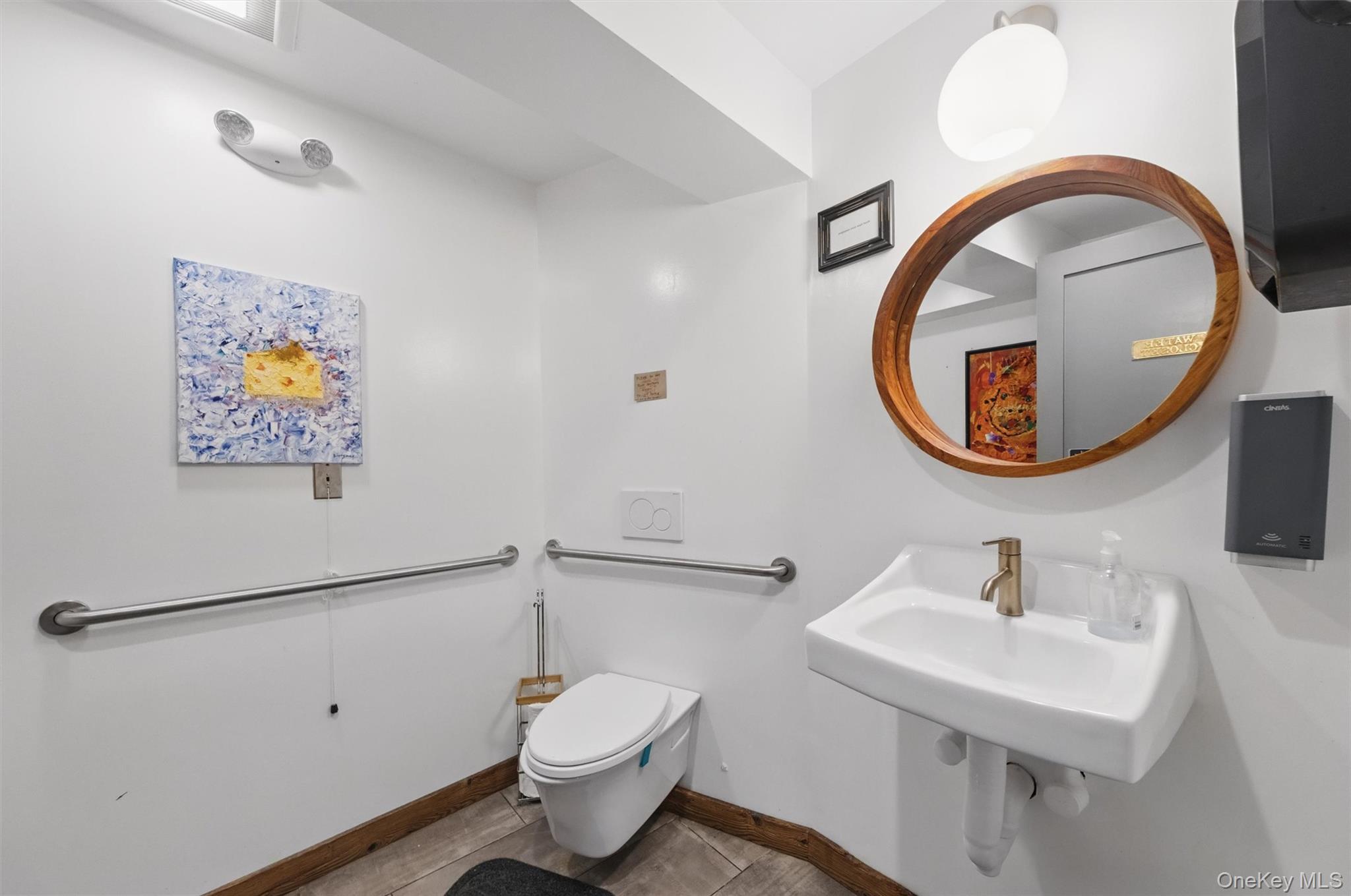 10 E Main Street, Pawling, NY 12564