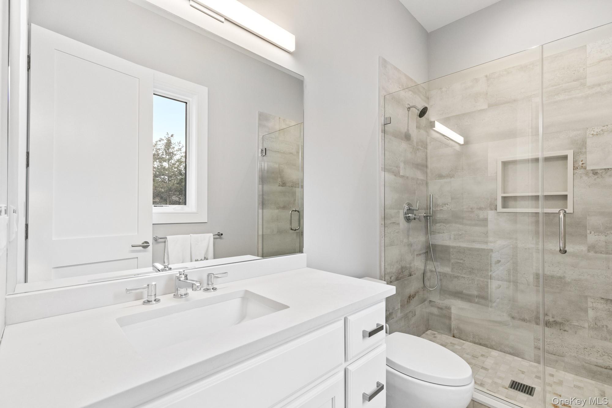 240 Head of Pond Road, Water Mill, NY 11976