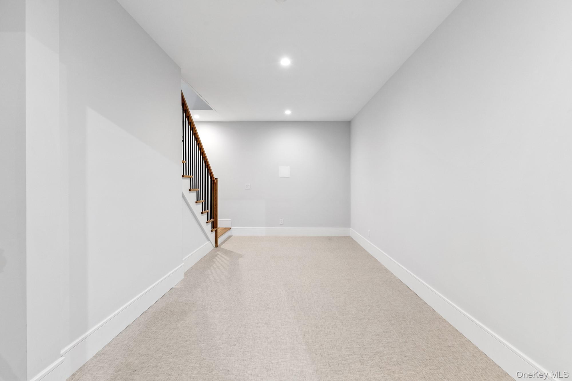 240 Head of Pond Road, Water Mill, NY 11976