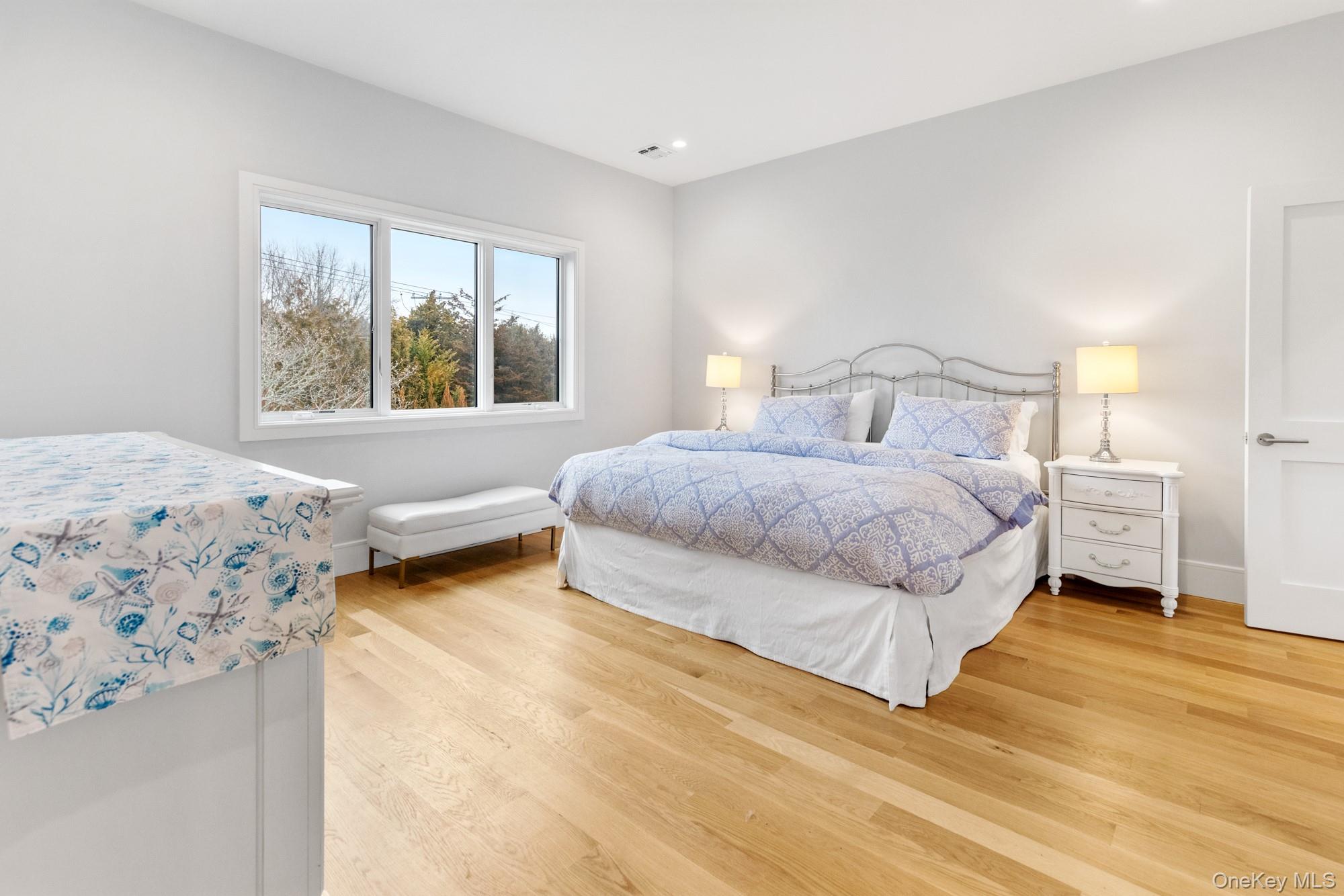 240 Head of Pond Road, Water Mill, NY 11976