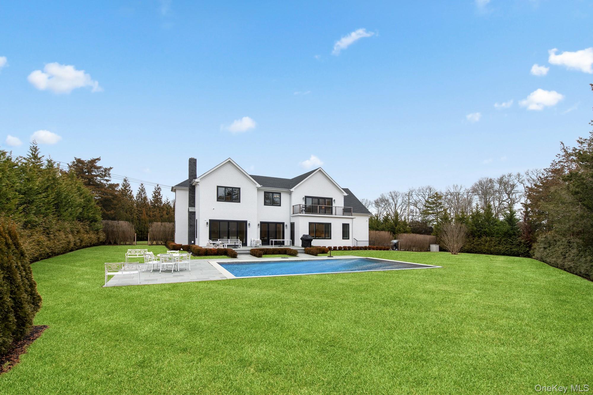 240 Head of Pond Road, Water Mill, NY 11976