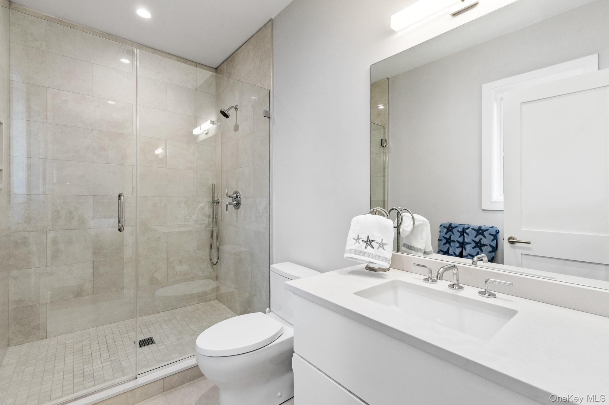 240 Head of Pond Road, Water Mill, NY 11976