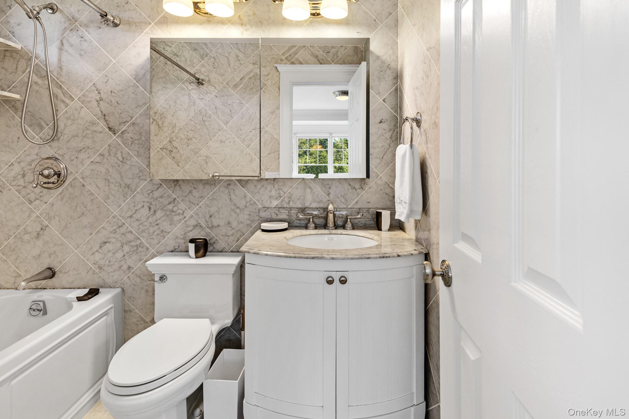 5 Lower 7 Ponds Road, Water Mill, NY 11976