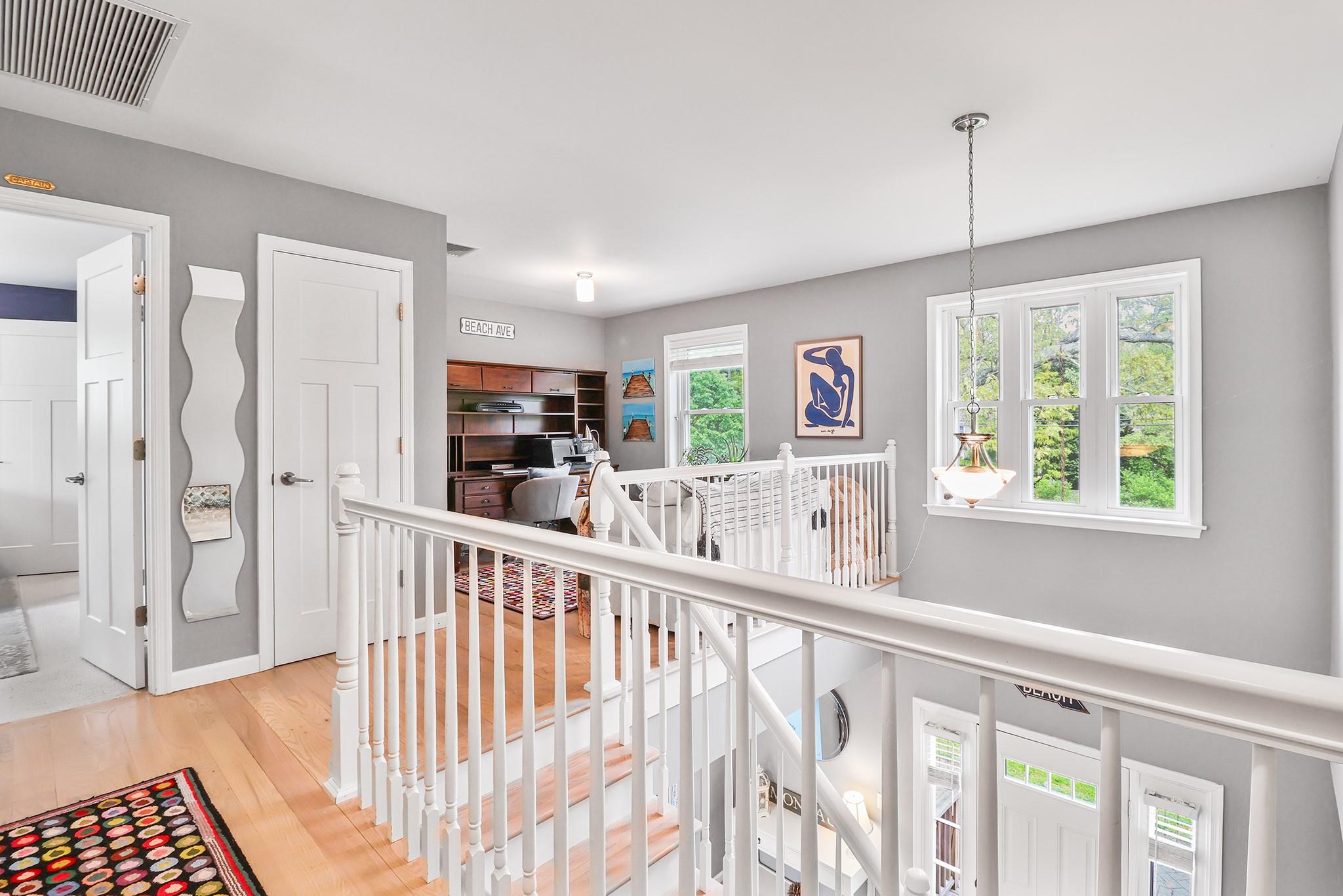 787 Accabonac Road, Springs, NY 11937