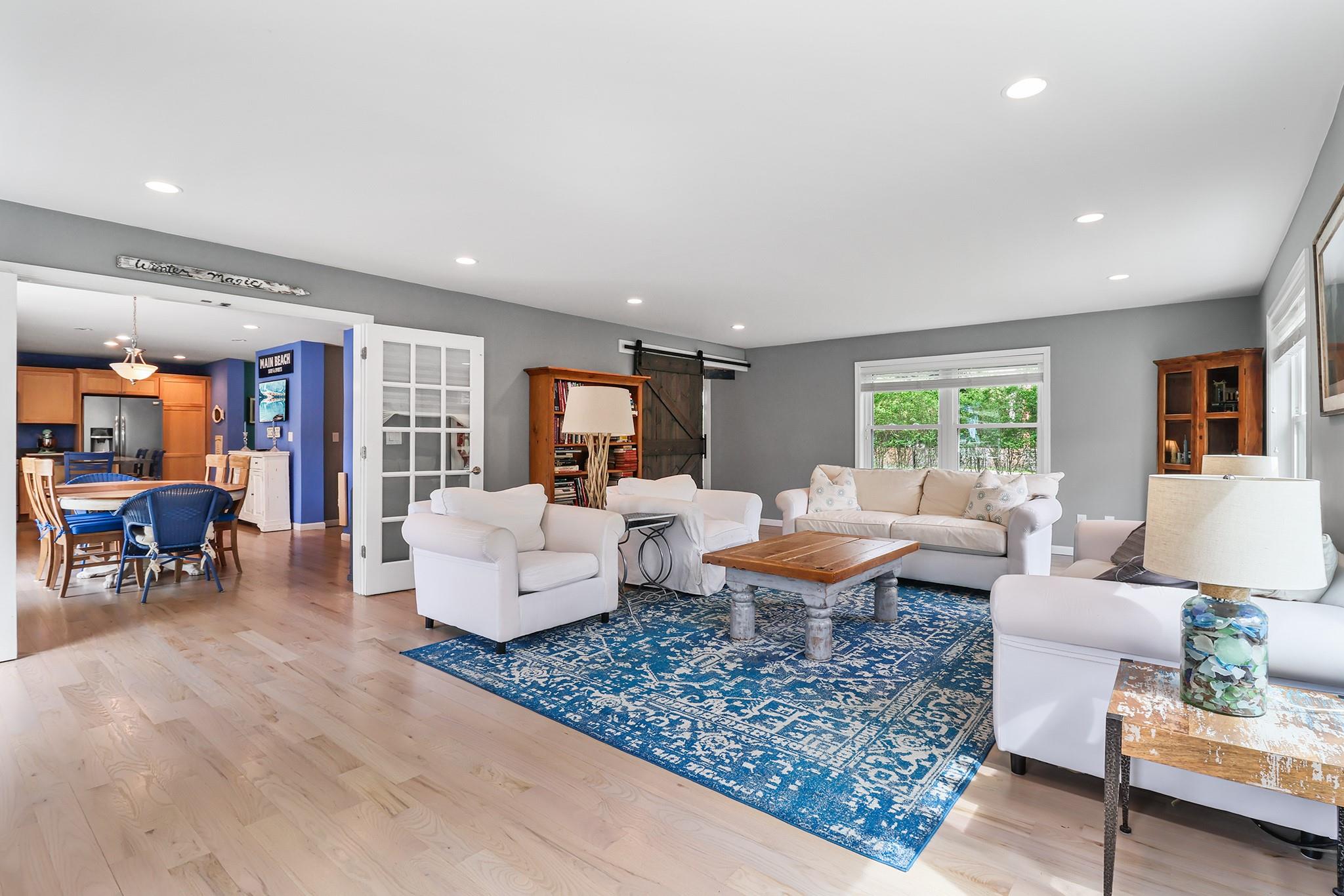 787 Accabonac Road, Springs, NY 11937