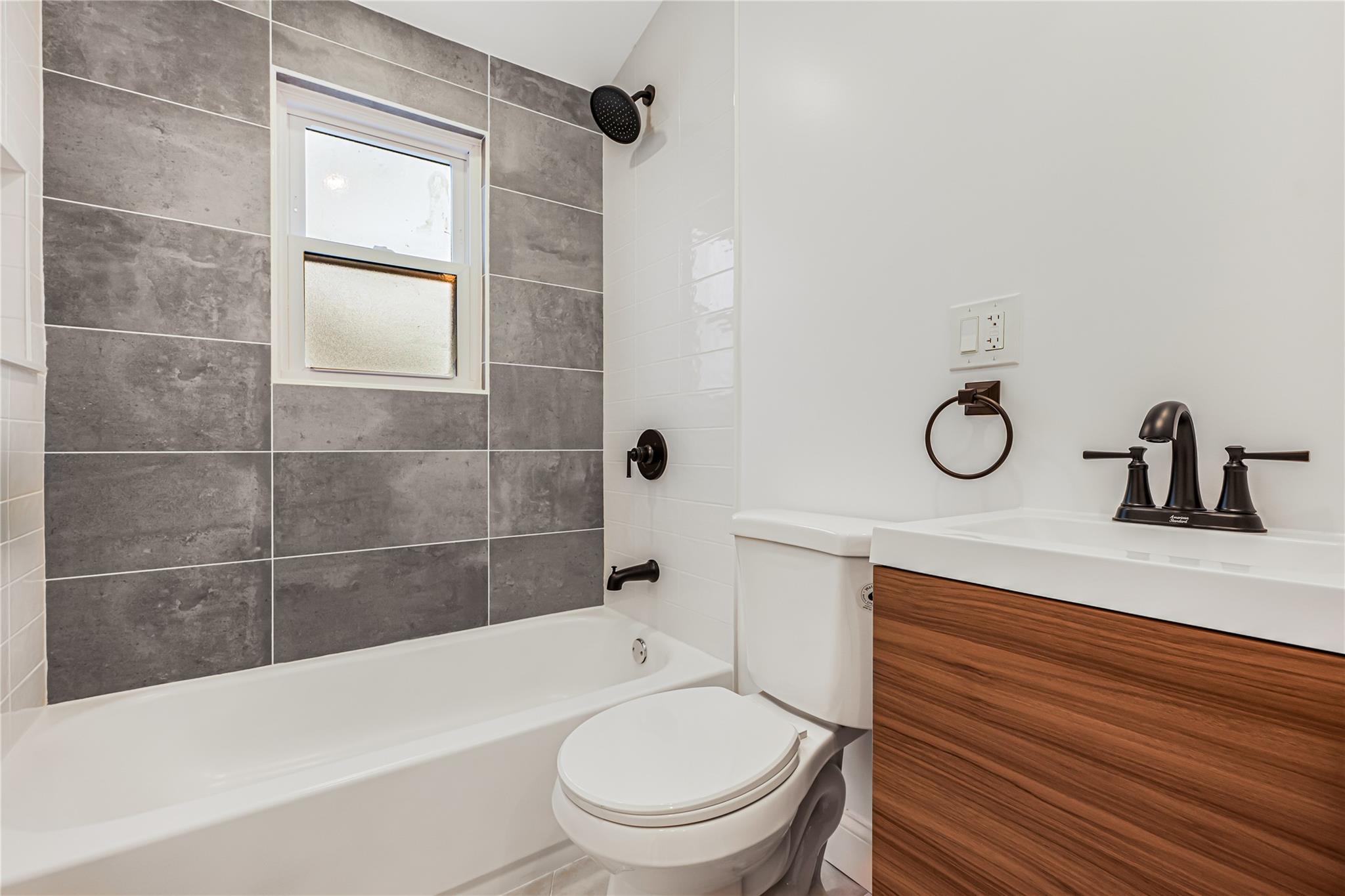 175 Dorchester Road, Garden City, NY 11530