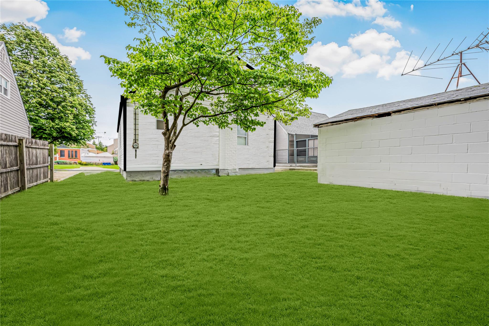 175 Dorchester Road, Garden City, NY 11530