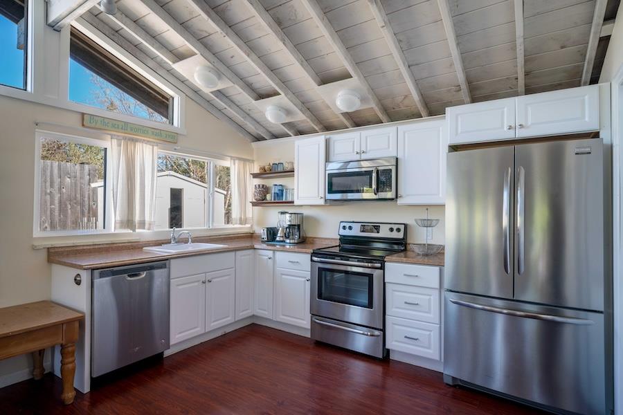 206 Bay Walk, Dunewood, NY 11706