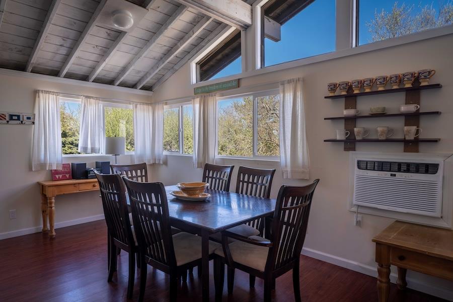 206 Bay Walk, Dunewood, NY 11706