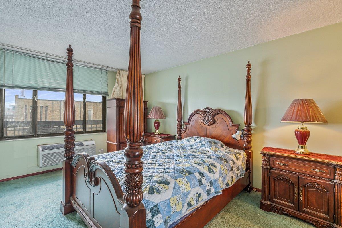 152-18 Union Turnpike # 4G, Flushing, NY 11367