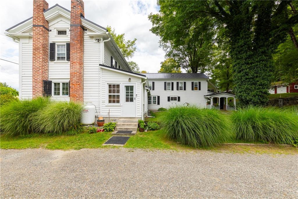 2-4 Hunns Lake Road, Stanfordville, NY 12581