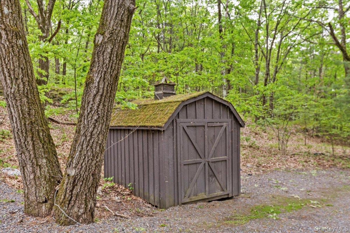 100 Schnackenberg Road, Call Listing Agent, NY 12075