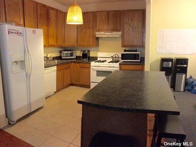 205 Aquatic Place, Arverne, NY 11692