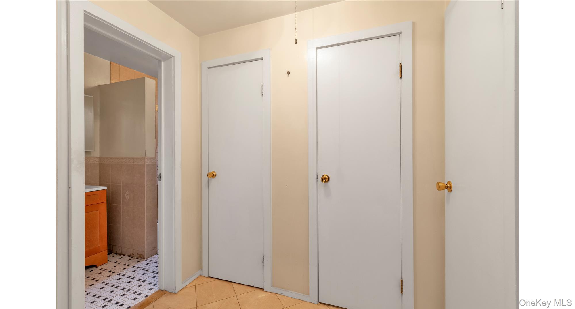 160-15 Powells Cove Boulevard # D203, Beechhurst, NY 11357