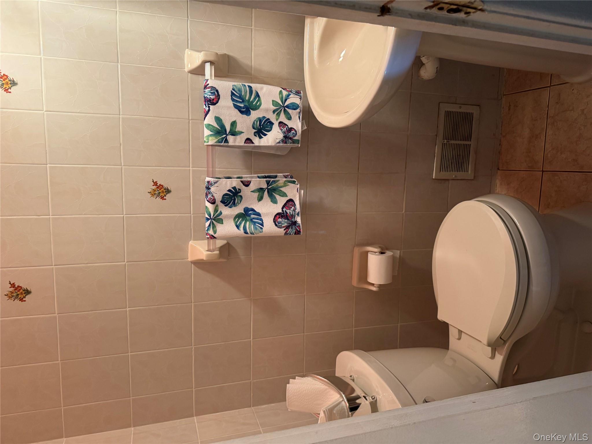 25953 149th Avenue, Rosedale, NY 11422