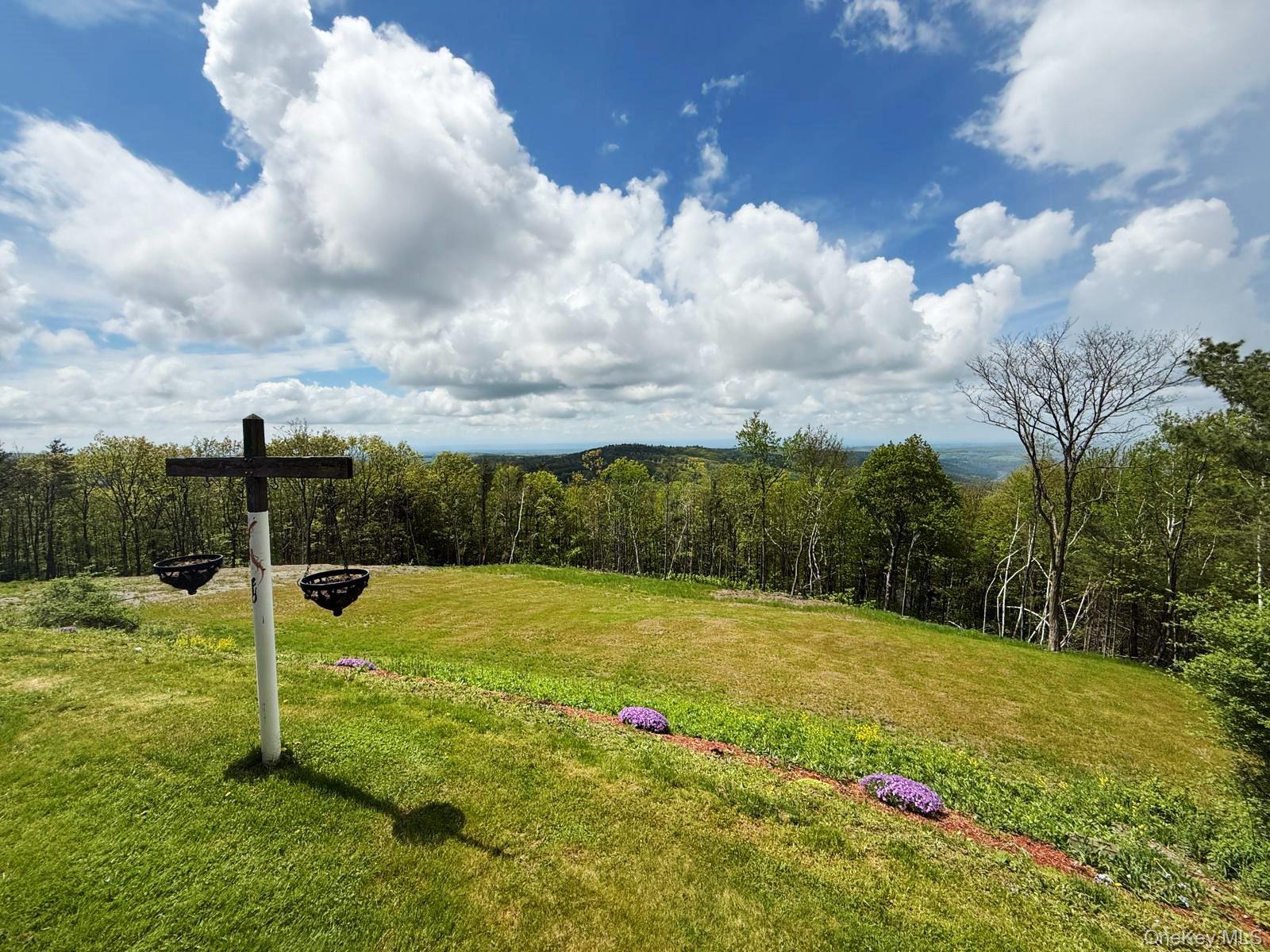 25 Ridge Road, East Chatham, NY 12060