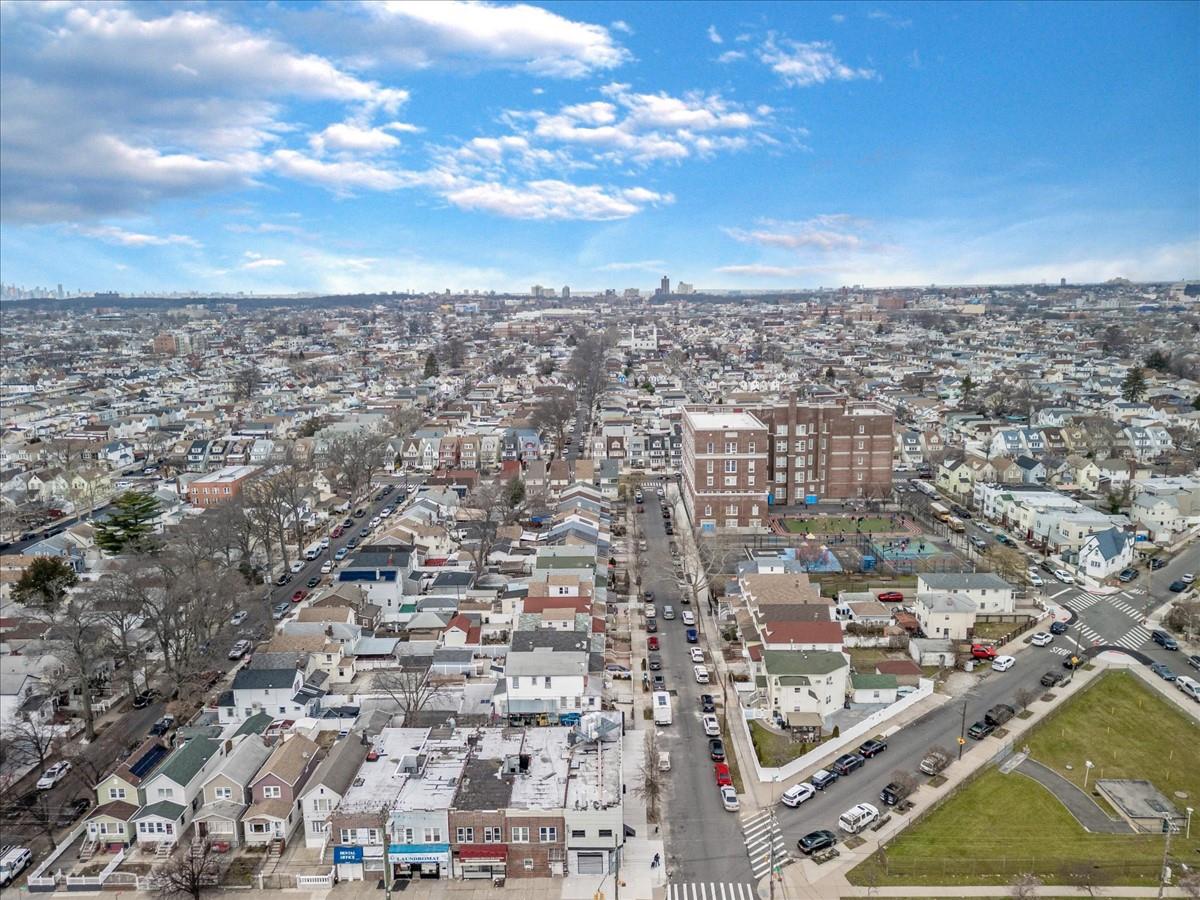 125-19 111th Ave, South Ozone Park, NY 11420