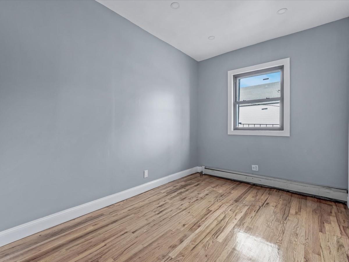 125-19 111th Ave, South Ozone Park, NY 11420