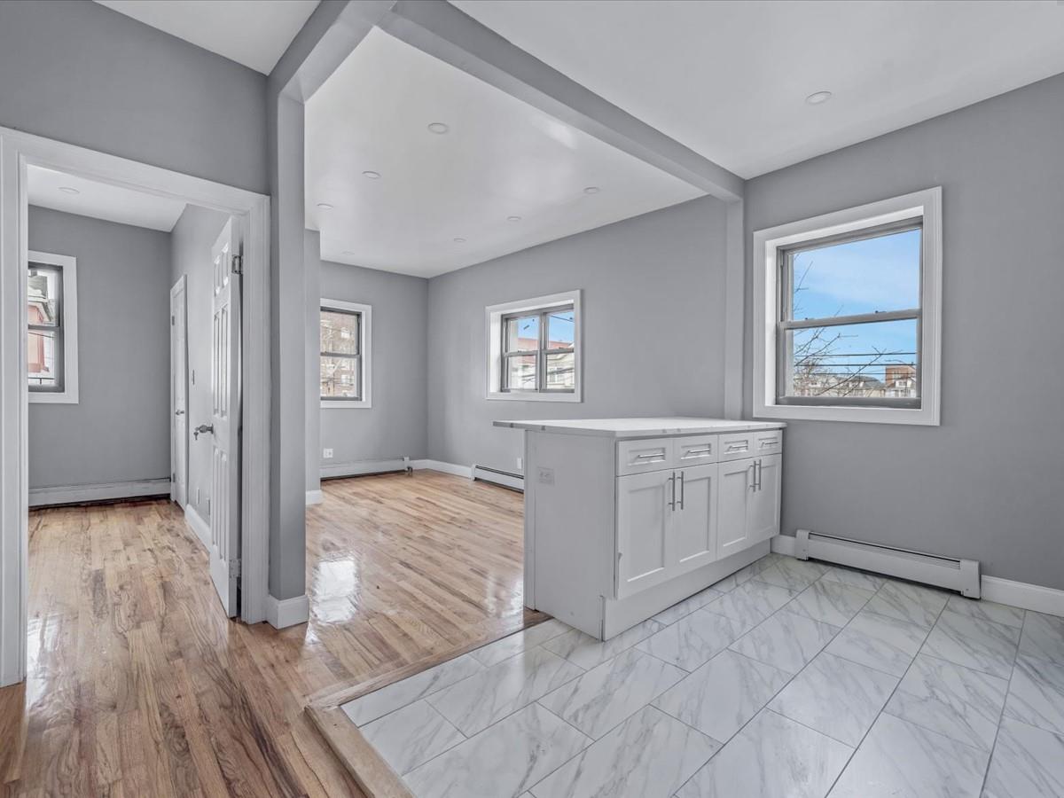 125-19 111th Ave, South Ozone Park, NY 11420