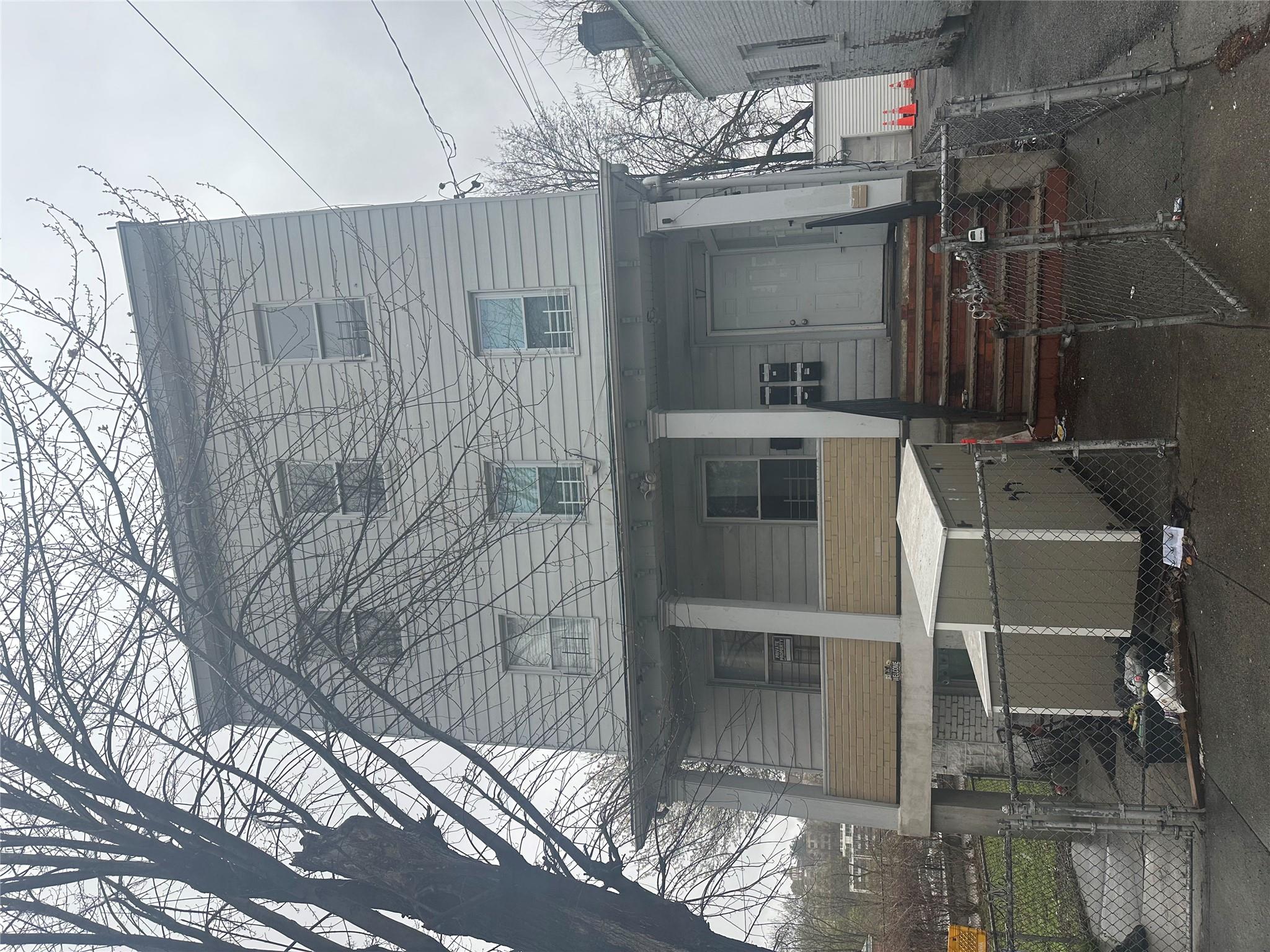 17 Chestnut Street, Yonkers, NY 10701