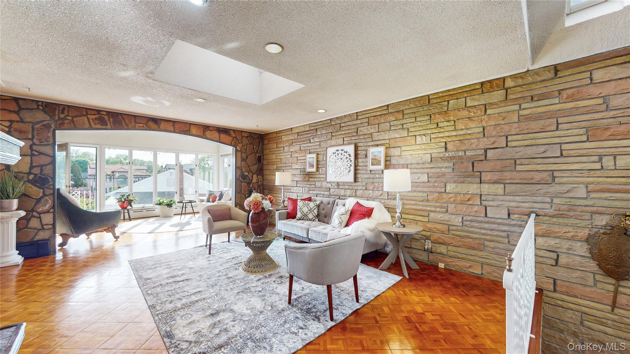 52-04 Redfield Street, Douglaston, NY 11362