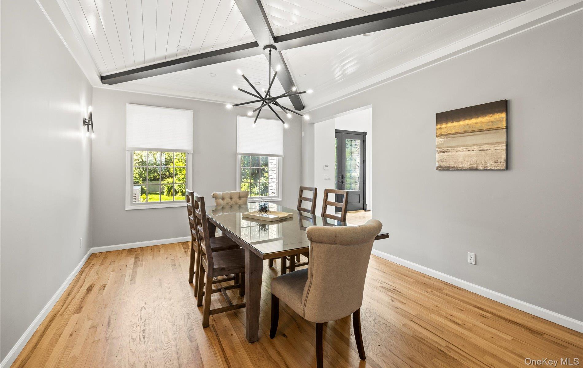 16 Home Court, Huntington, NY 11743