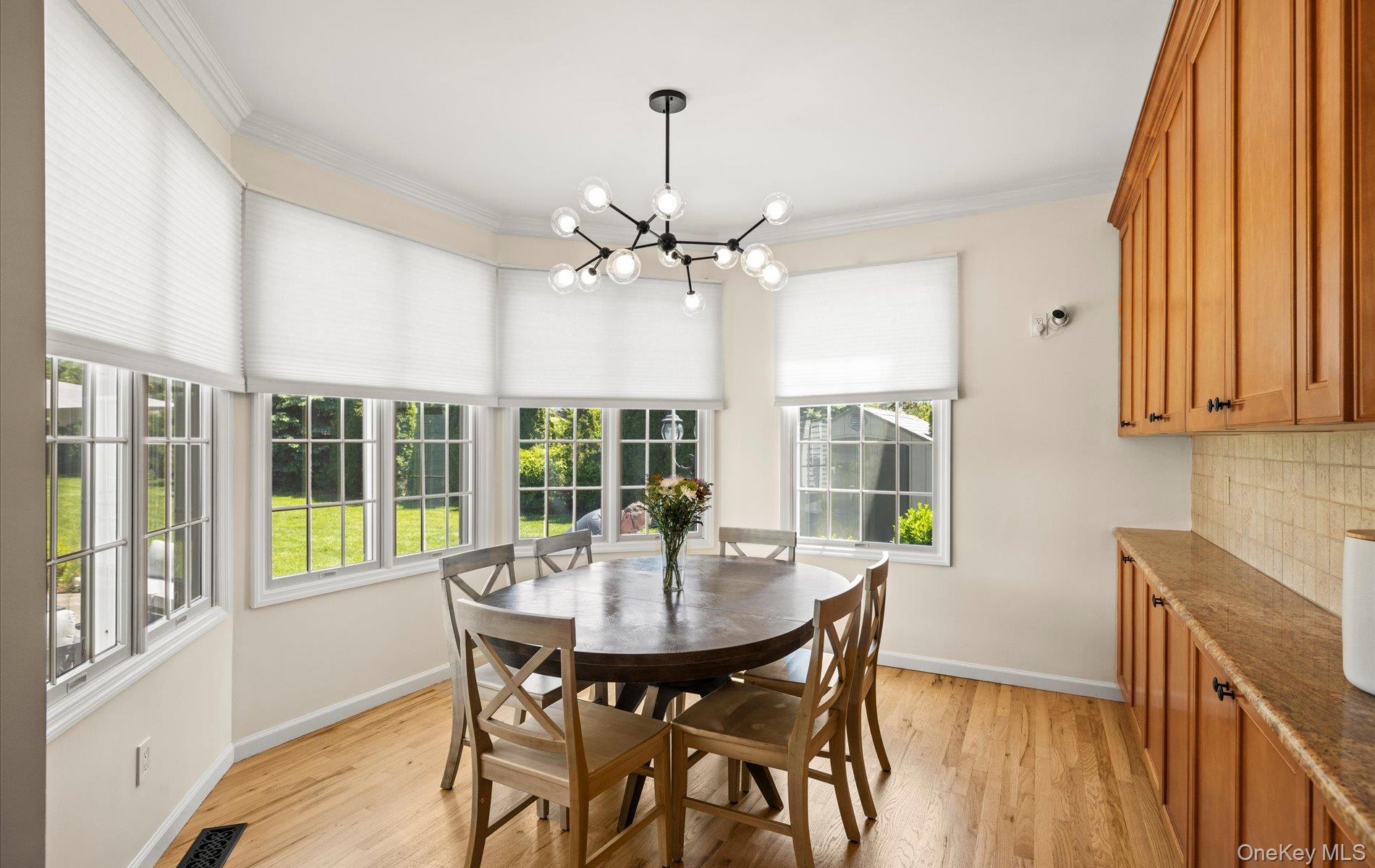 16 Home Court, Huntington, NY 11743