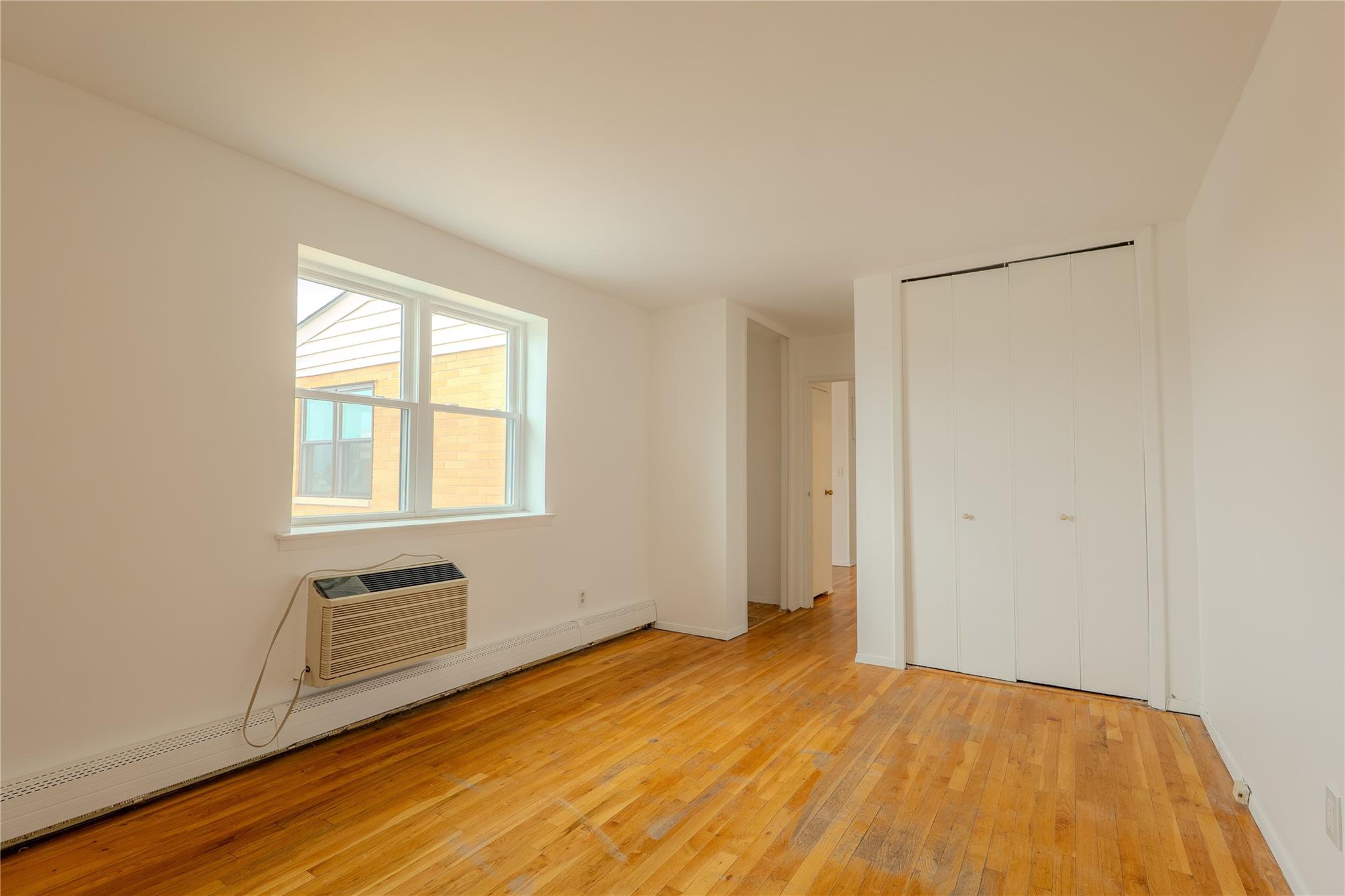 8 Florence Avenue # 16C, Freeport, NY 11520