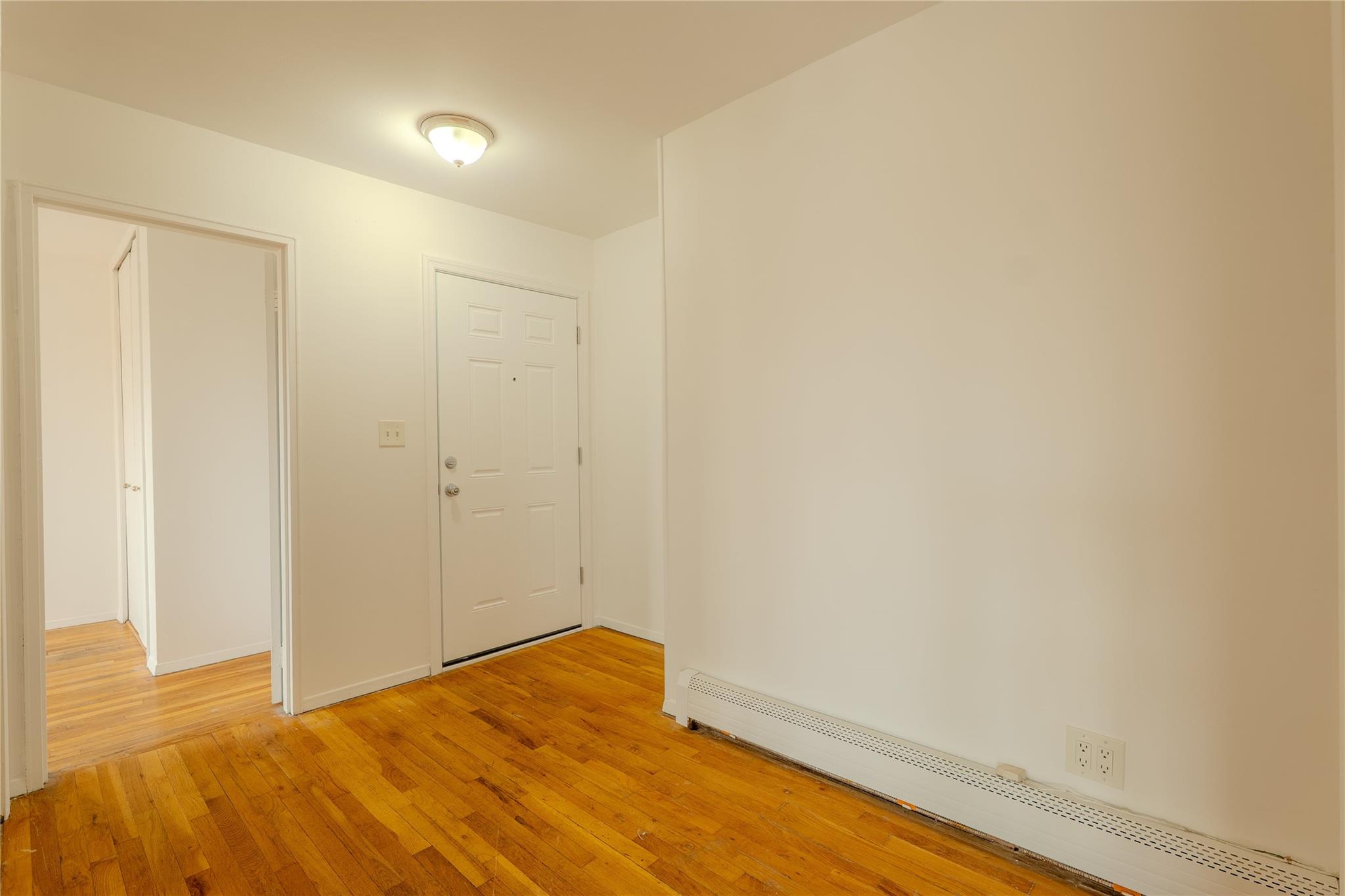 8 Florence Avenue # 16C, Freeport, NY 11520