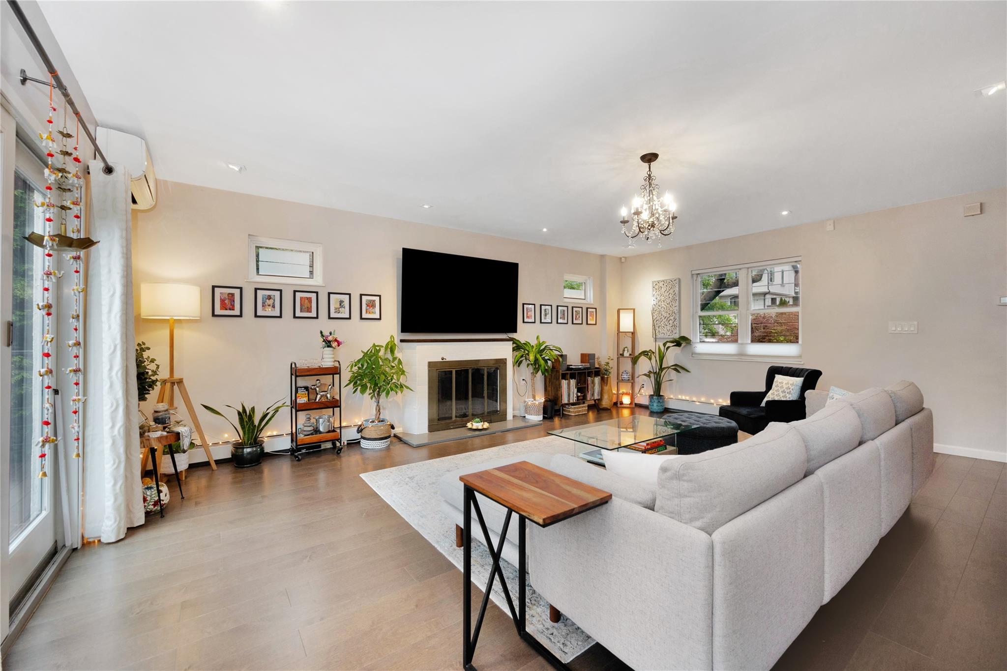 13915 Coolidge Avenue, Briarwood, NY 11435