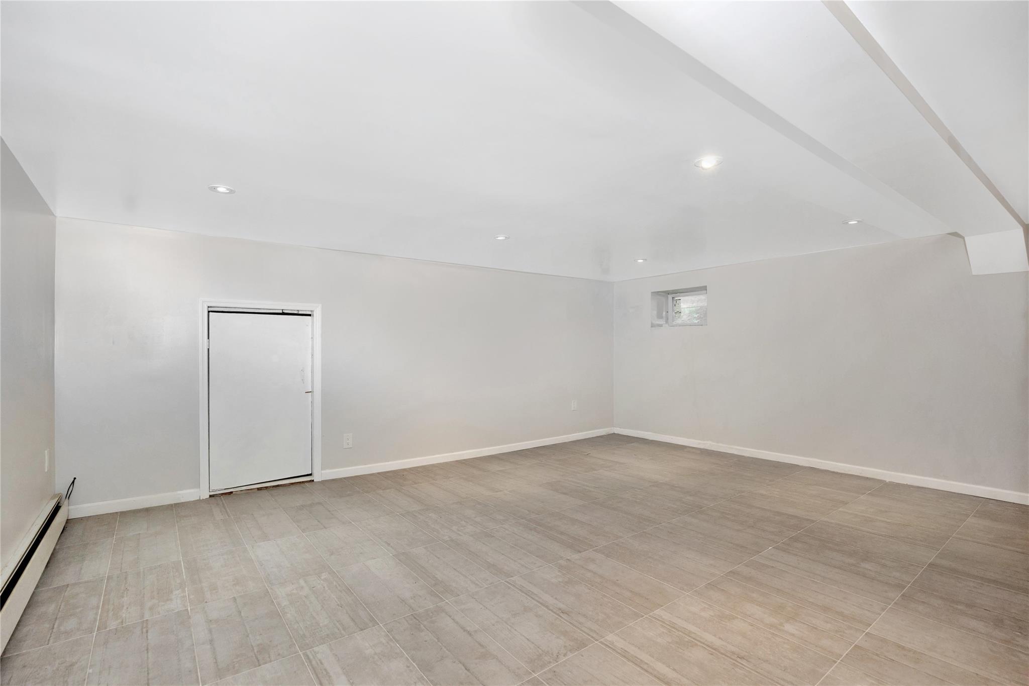 13915 Coolidge Avenue, Briarwood, NY 11435