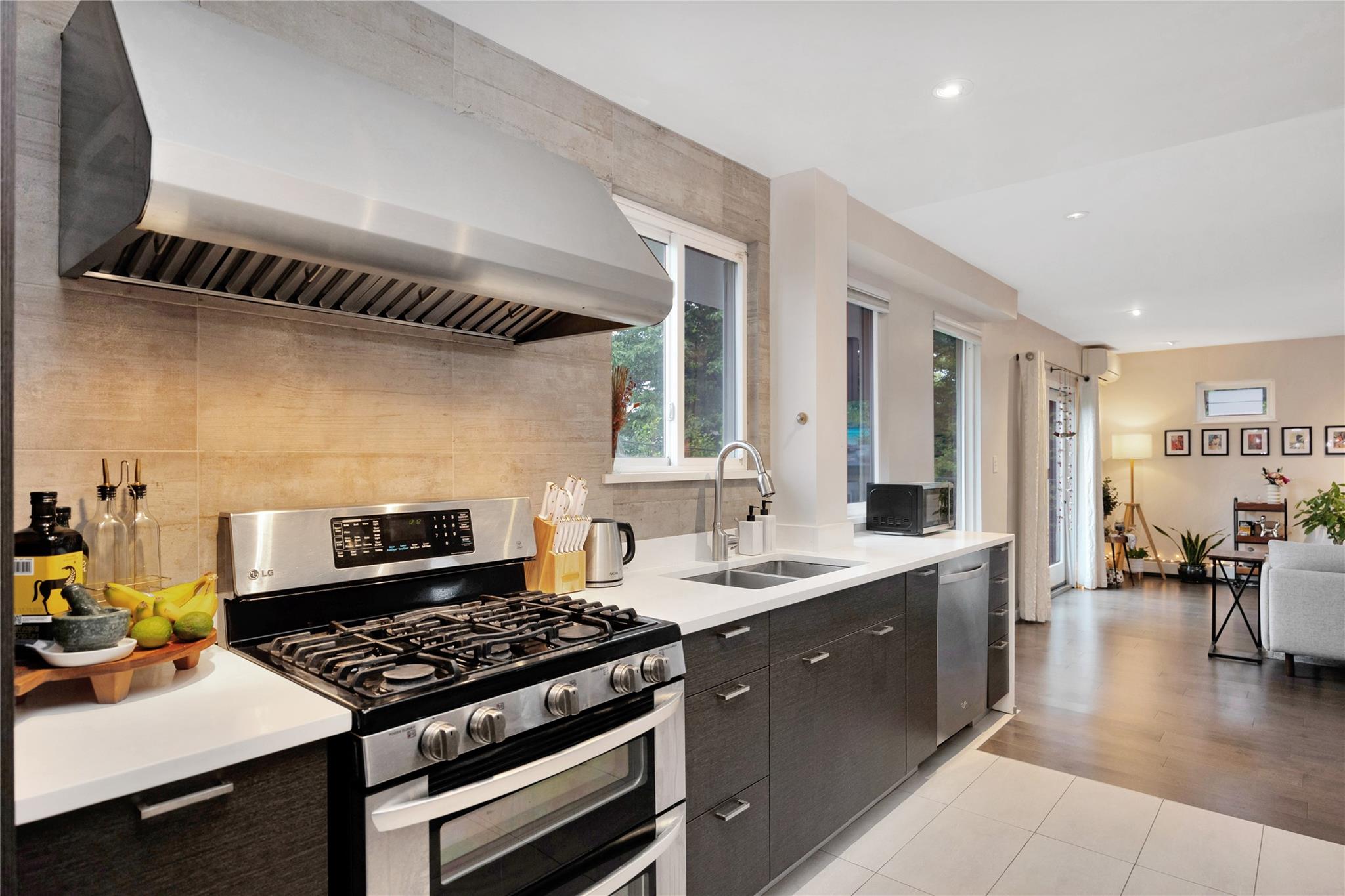 13915 Coolidge Avenue, Briarwood, NY 11435