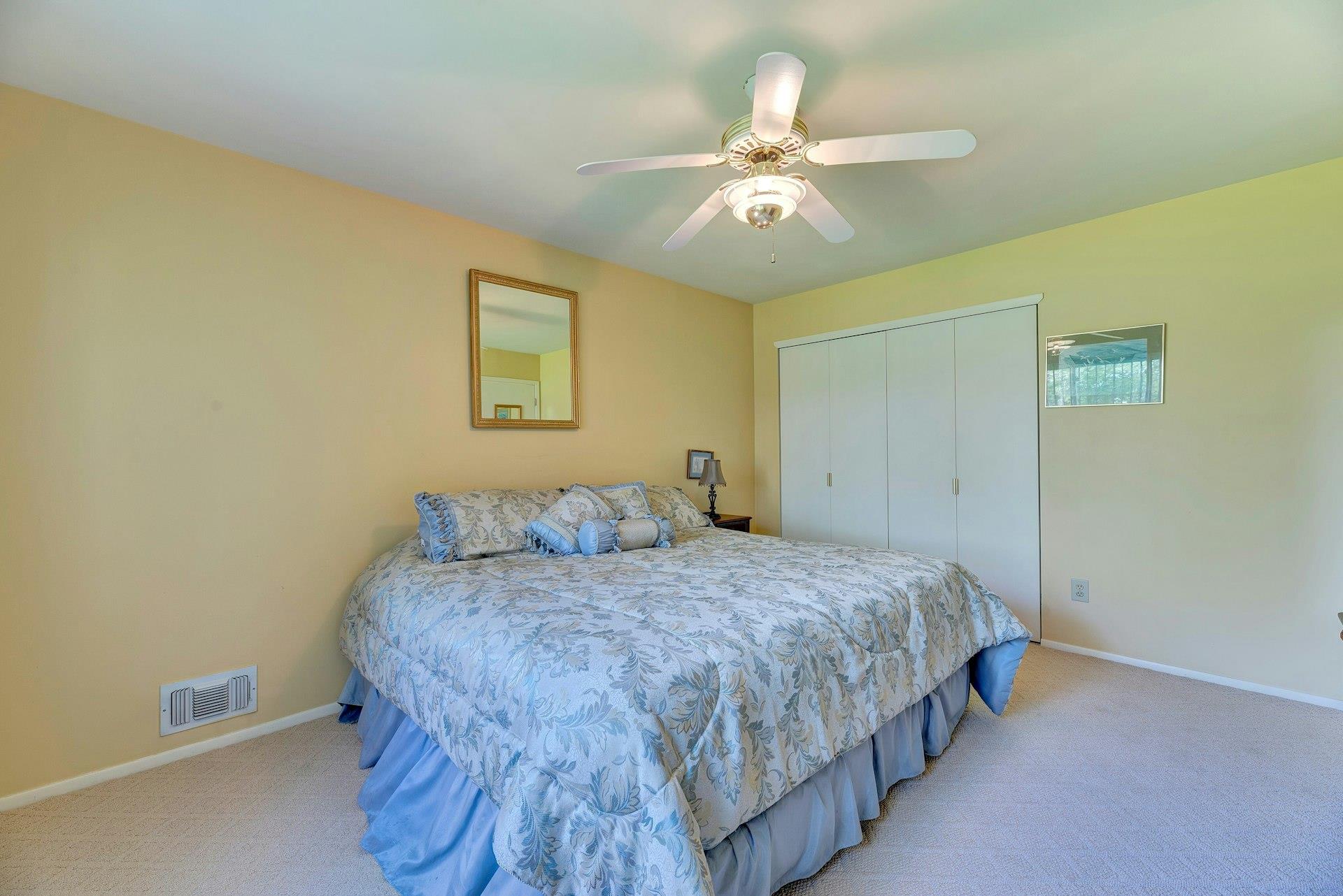 276 Dockside Court, Moriches, NY 11955