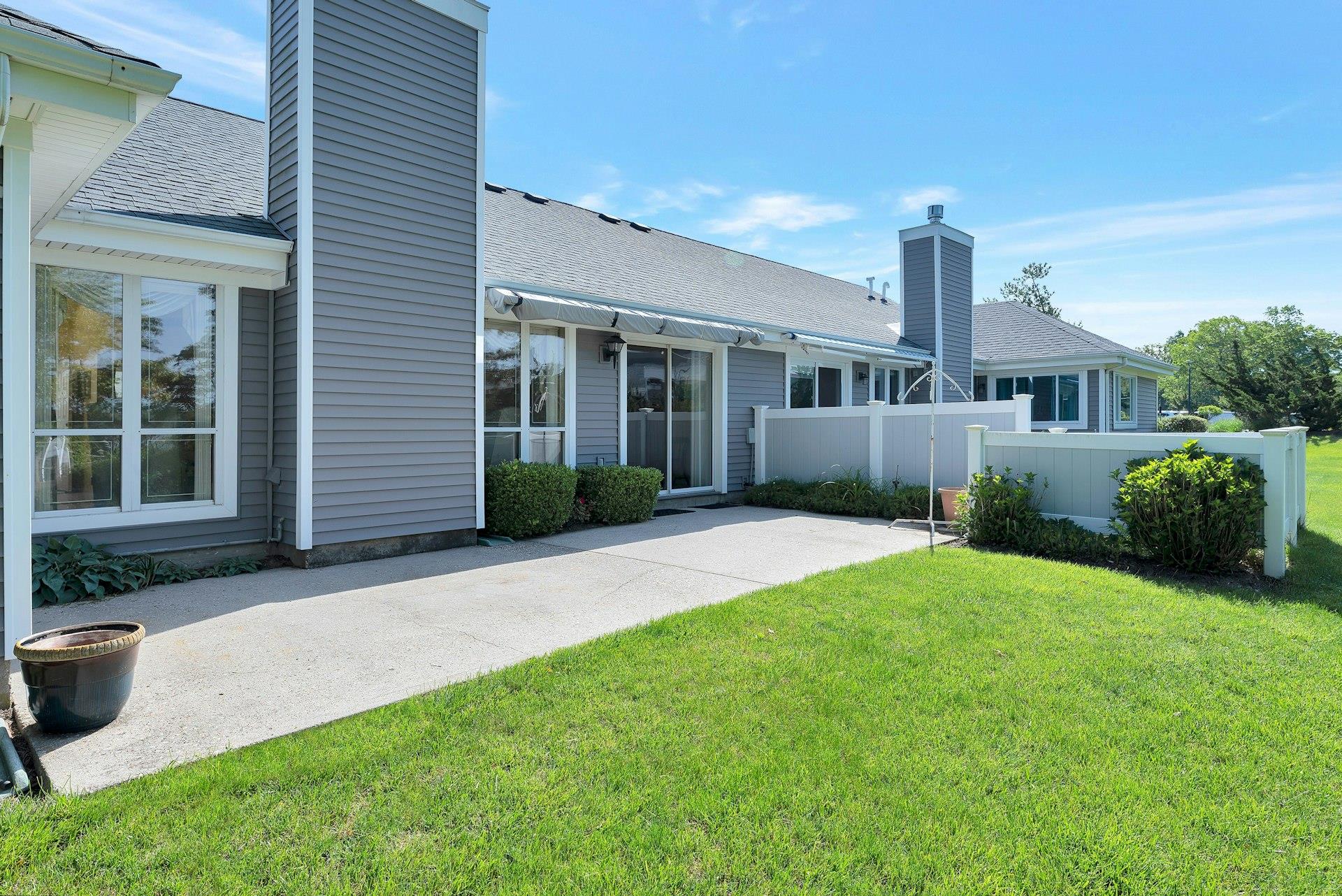 276 Dockside Court, Moriches, NY 11955