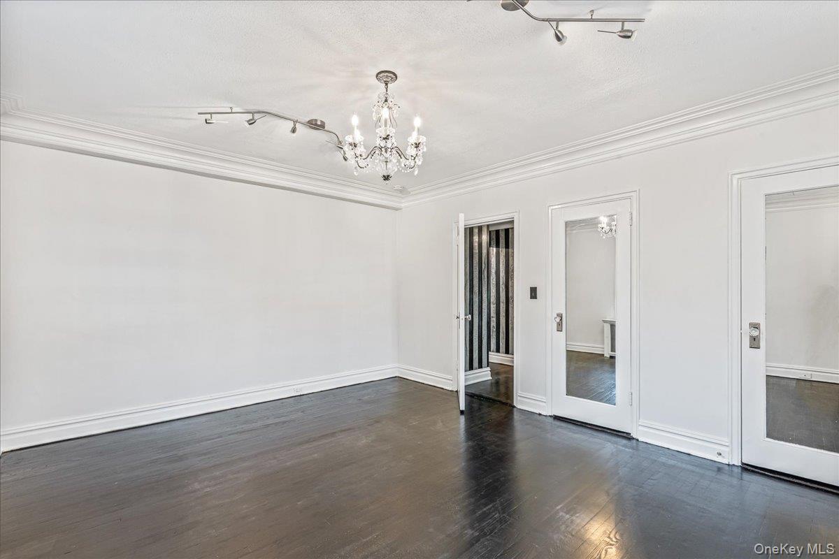 160 Middle Neck Road # 5A, Great Neck, NY 11021