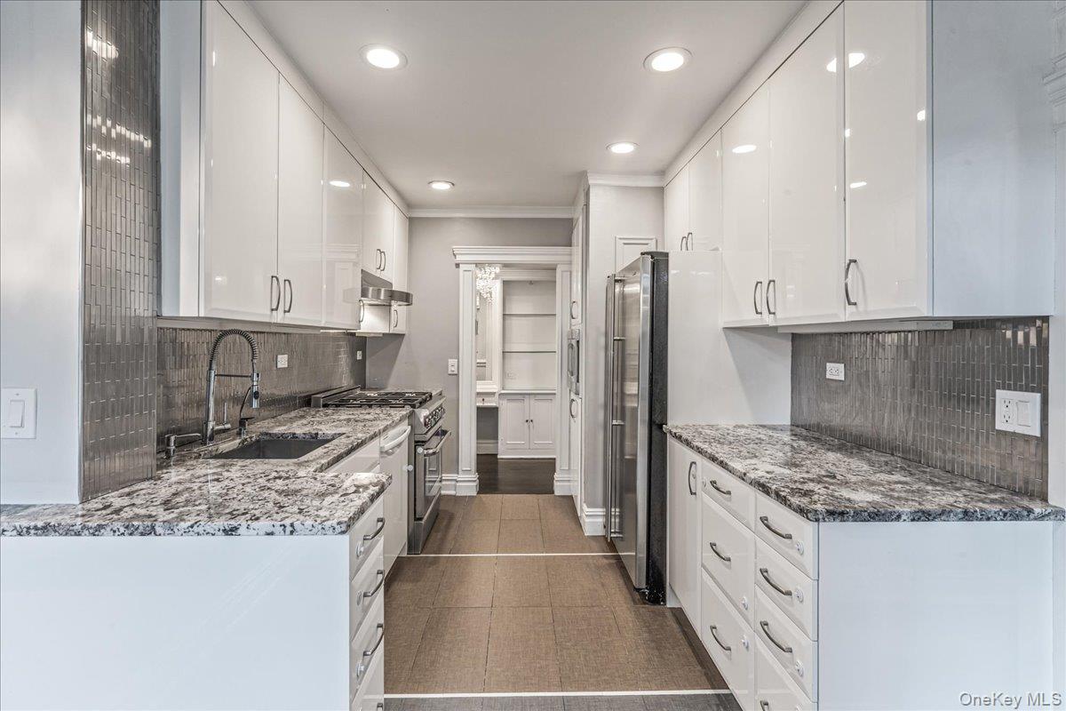 160 Middle Neck Road # 5A, Great Neck, NY 11021