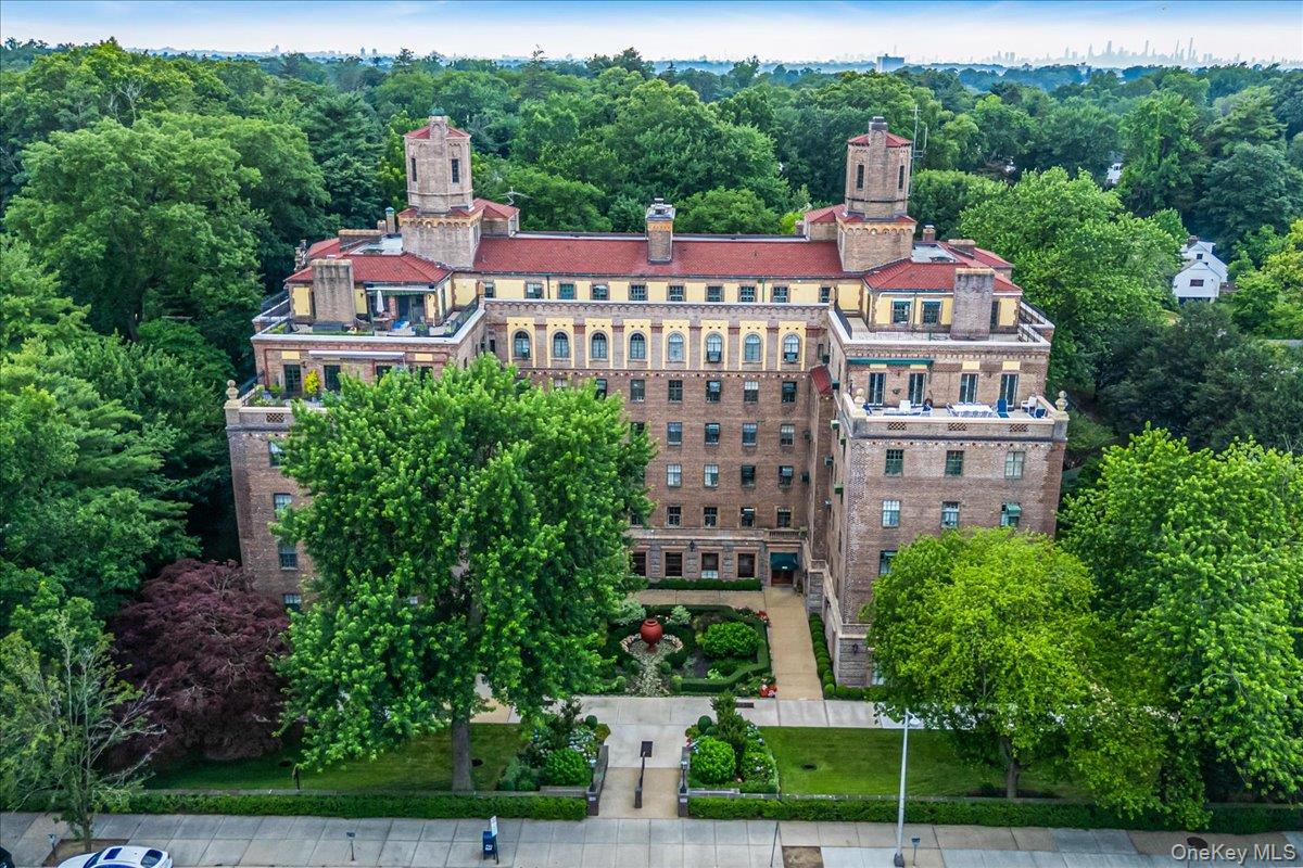 160 Middle Neck Road # 5A, Great Neck, NY 11021