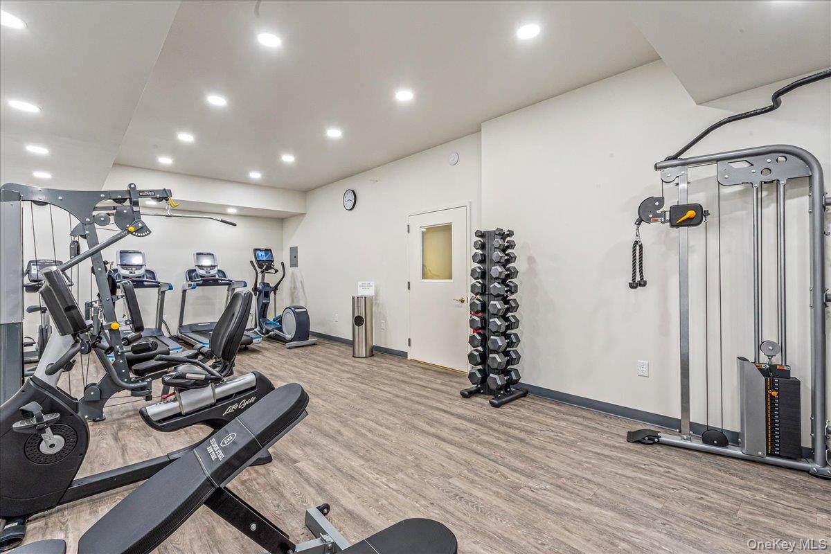 160 Middle Neck Road # 5A, Great Neck, NY 11021