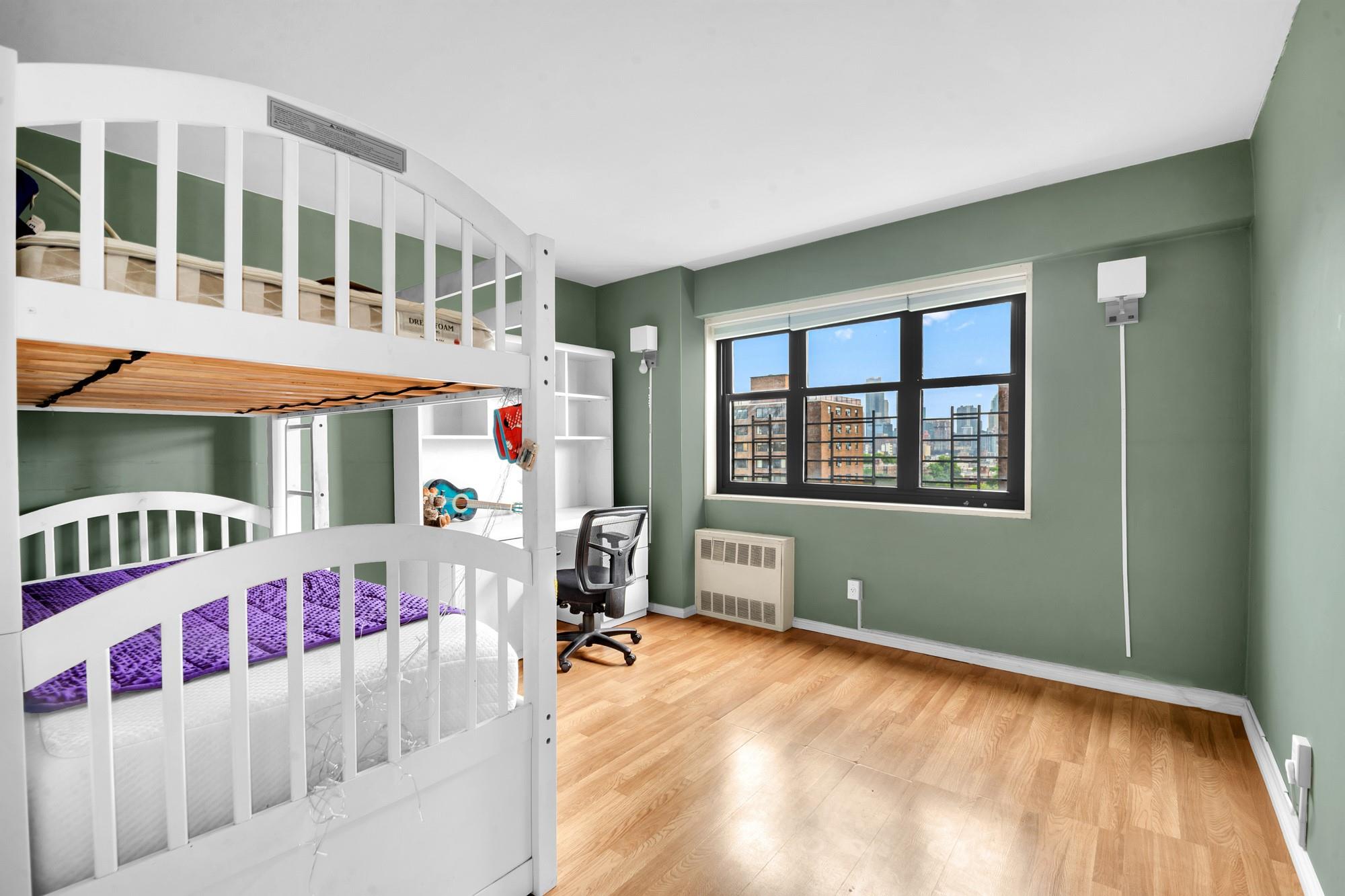 33-43 14 Street # 12B, Astoria, NY 11106