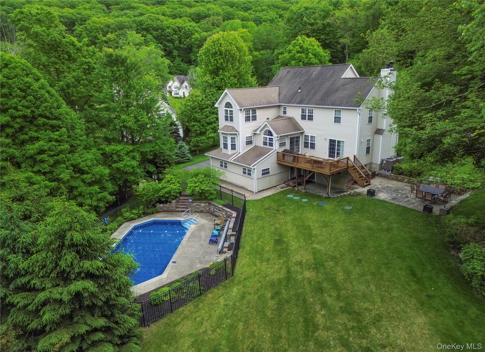 27 Millstream Court, Pawling, NY 12564