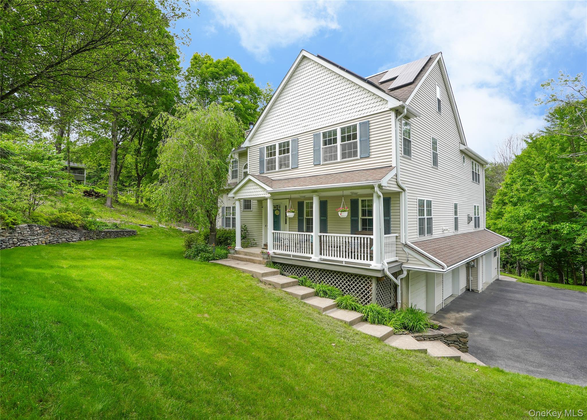 27 Millstream Court, Pawling, NY 12564