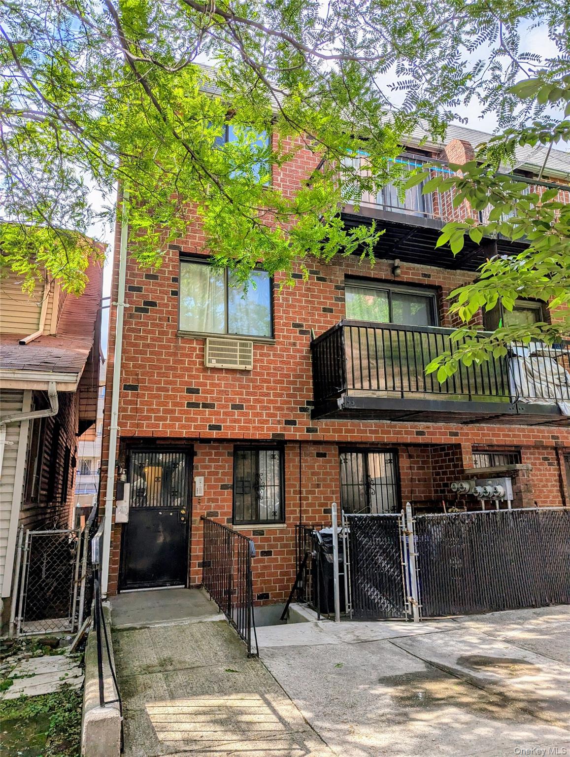 132-47 Pople Avenue, Flushing, NY 11355