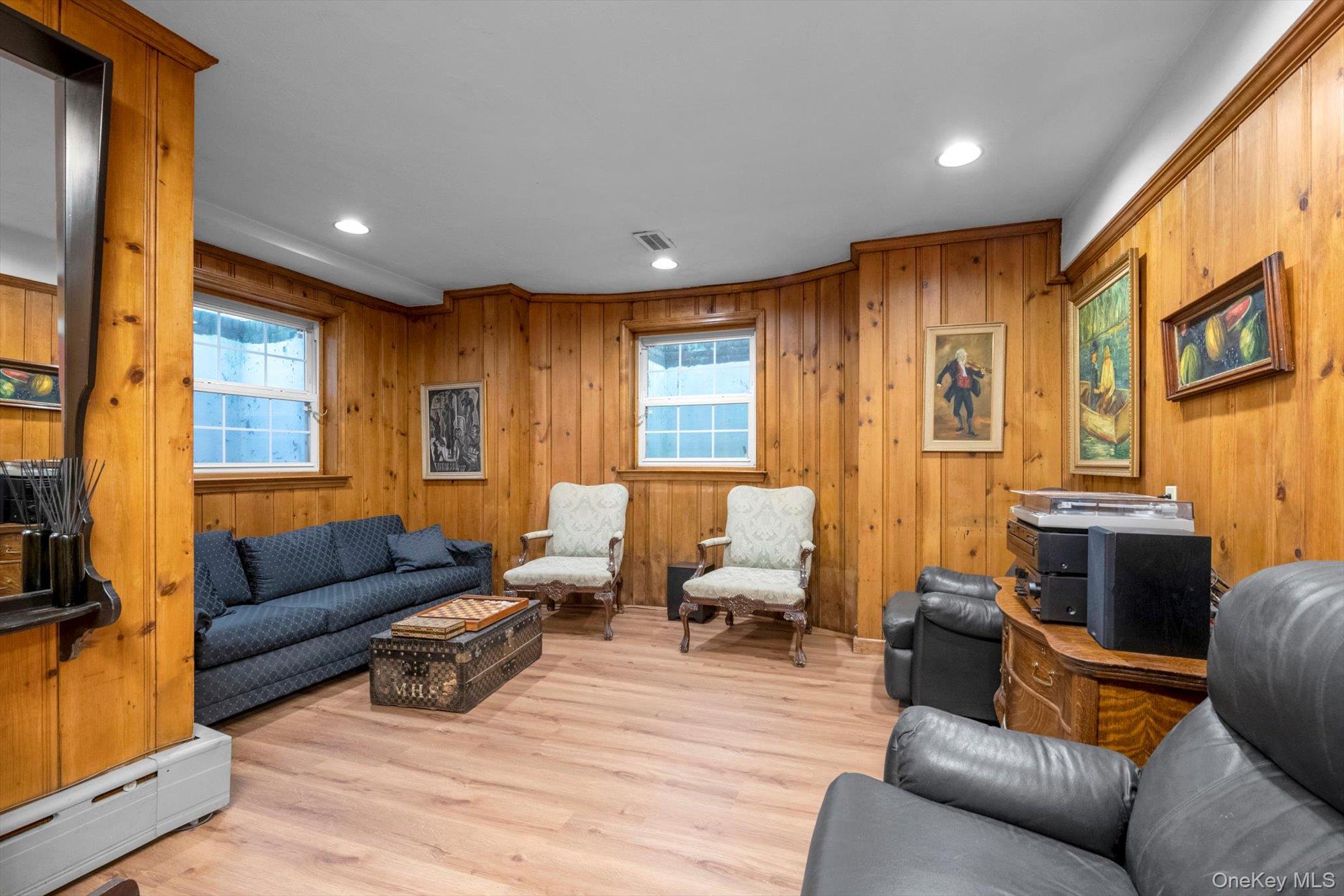 111 Clent Road, Great Neck, NY 11021