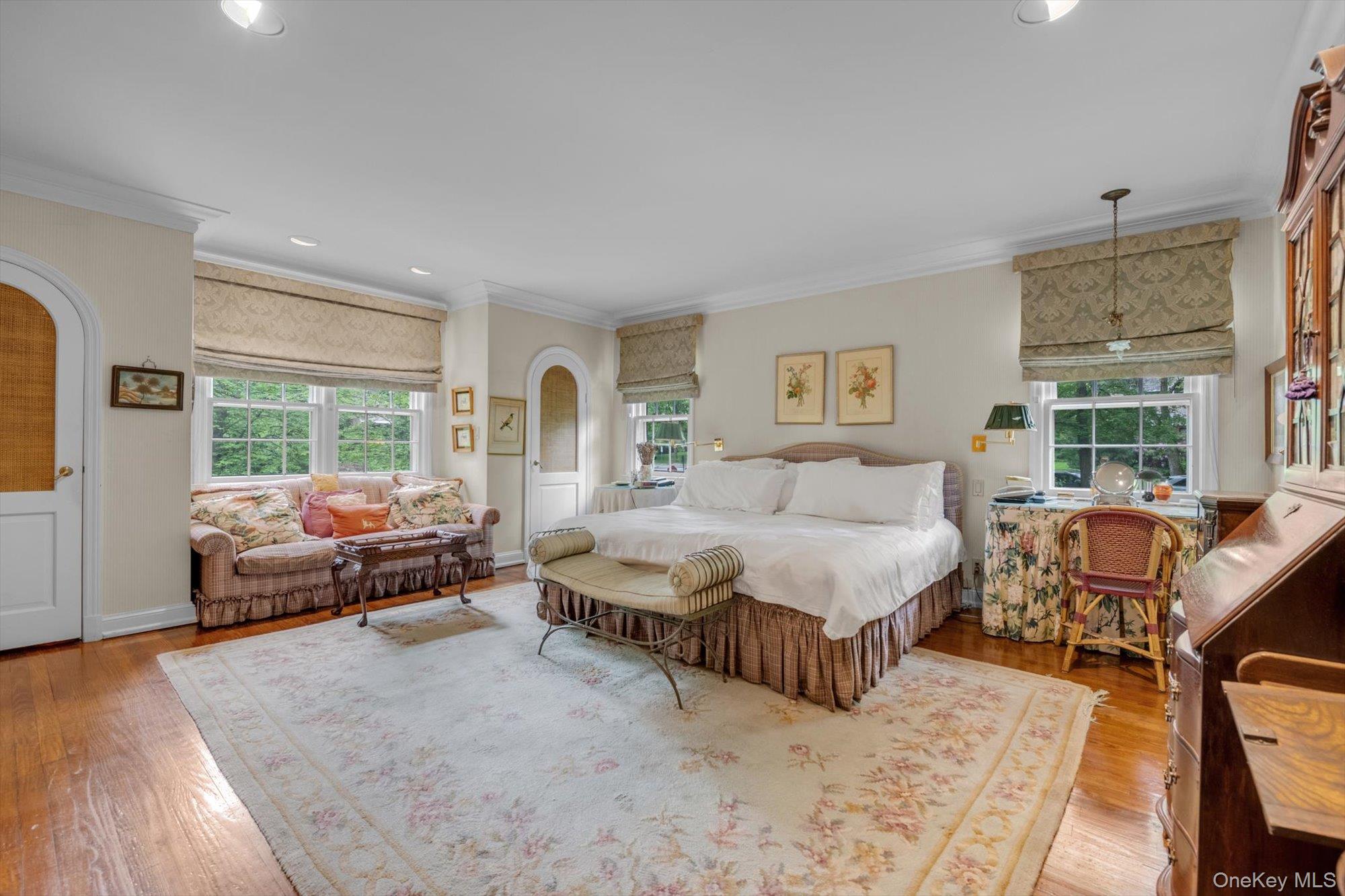 111 Clent Road, Great Neck, NY 11021